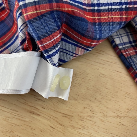 Vineyard Vines Shirt Men's Size Medium On The Go Performance Brr Button Up Plaid - Picture 11 of 12